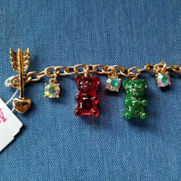🧸🎄Betsey Christmas Holiday SPARKLE Gummy Bear Charm Bracelet - NWT🎄🧸 - Picture 5 of 8